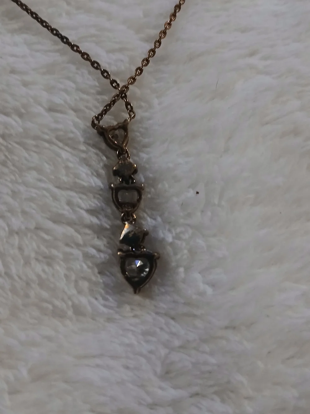 Avon [Vintage] Gold-Tone Cascading Clear Crystal Pendant Necklace - BRAND NEW